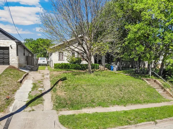 $625,000 | 613 North Ewing Avenue, Dallas, TX 75203