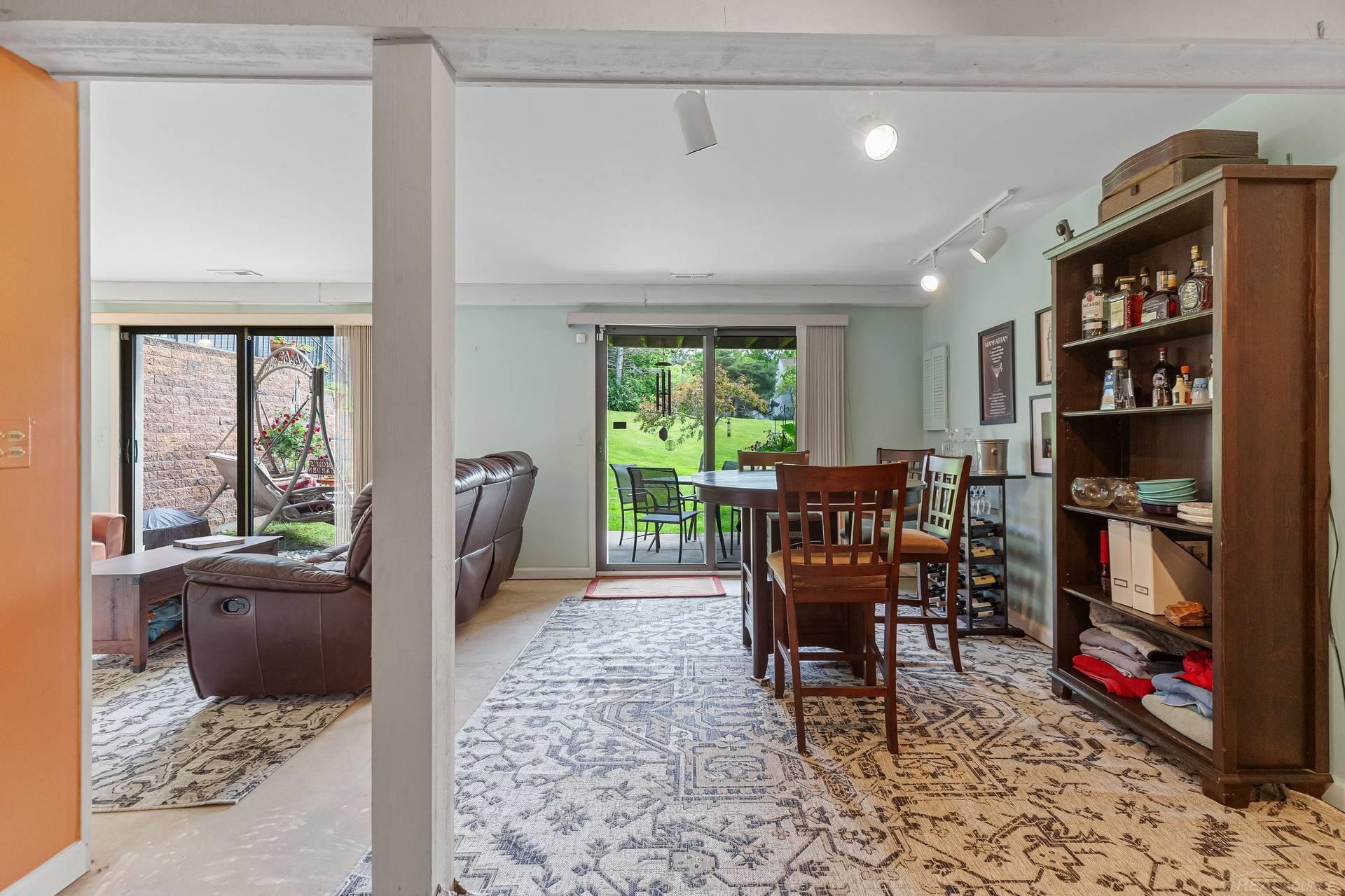 732 Hamilton Court Rochester, MI 48307 - Photo 26 of 42 50143671-e12df331-103a-48c0-bc8b-b256bceee764.JPG