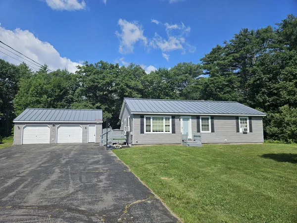 $369,000 | 1029 East River Road, Skowhegan, ME 04976