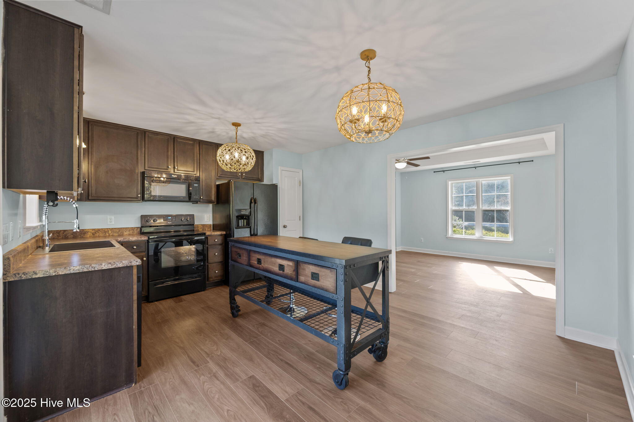301 Kraft Street Holly Ridge, NC 28445 - Photo 10 of 50 Kitchen