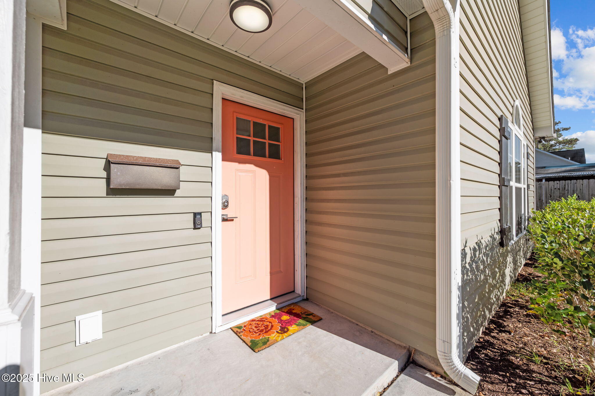 301 Kraft Street Holly Ridge, NC 28445 - Photo 5 of 50 Front Porch