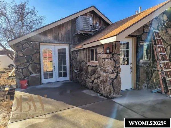 $311,000 | 1126 Amoretti Street, Thermopolis, WY 82443