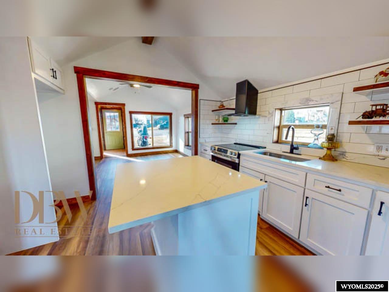 1126 Amoretti Street Thermopolis, WY 82443 - Photo 8 of 21