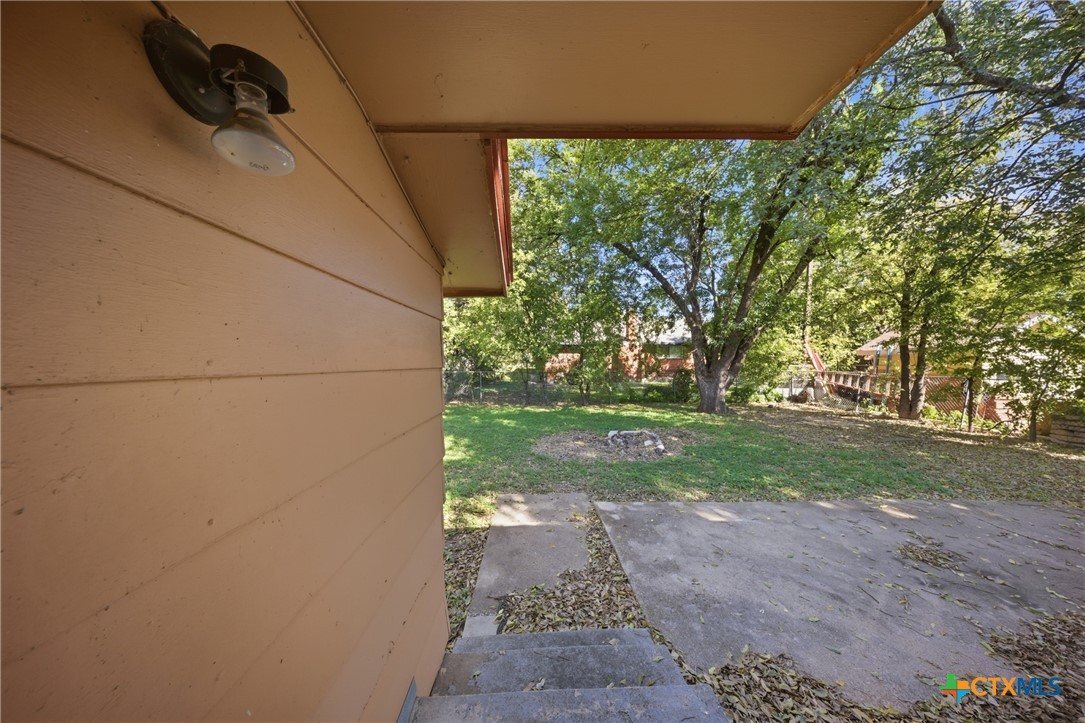 1311 Missouri Avenue Killeen, TX 76541 - Photo 26 of 29 a view of a yard
