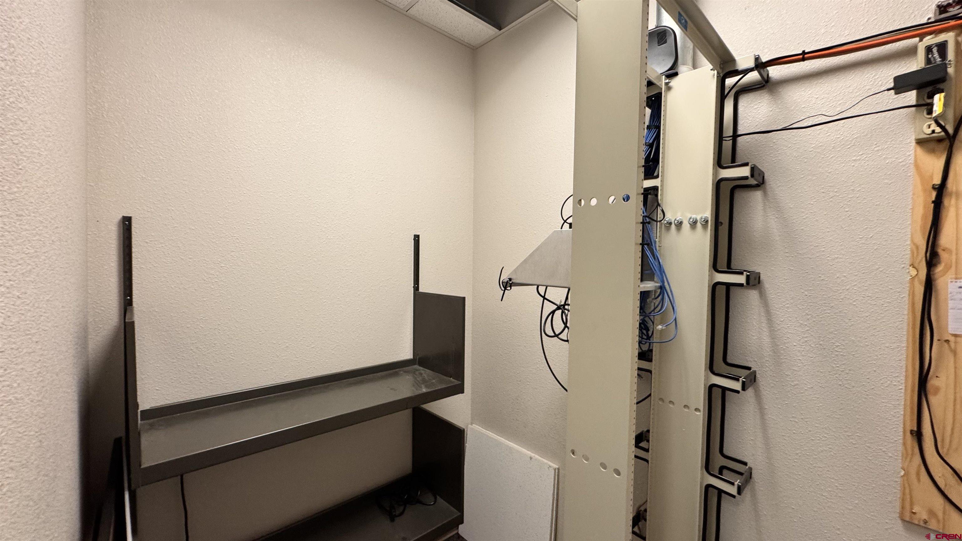 175 Mercado Street, Unit 121 Durango, CO 81301 - Photo 10 of 18 a close view of a bathroom