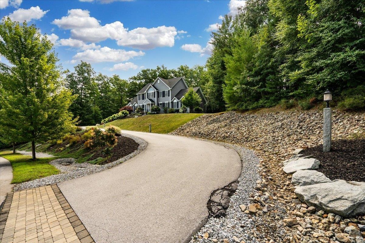 31 Post Road Hooksett, NH 03106 - Photo 30 of 40