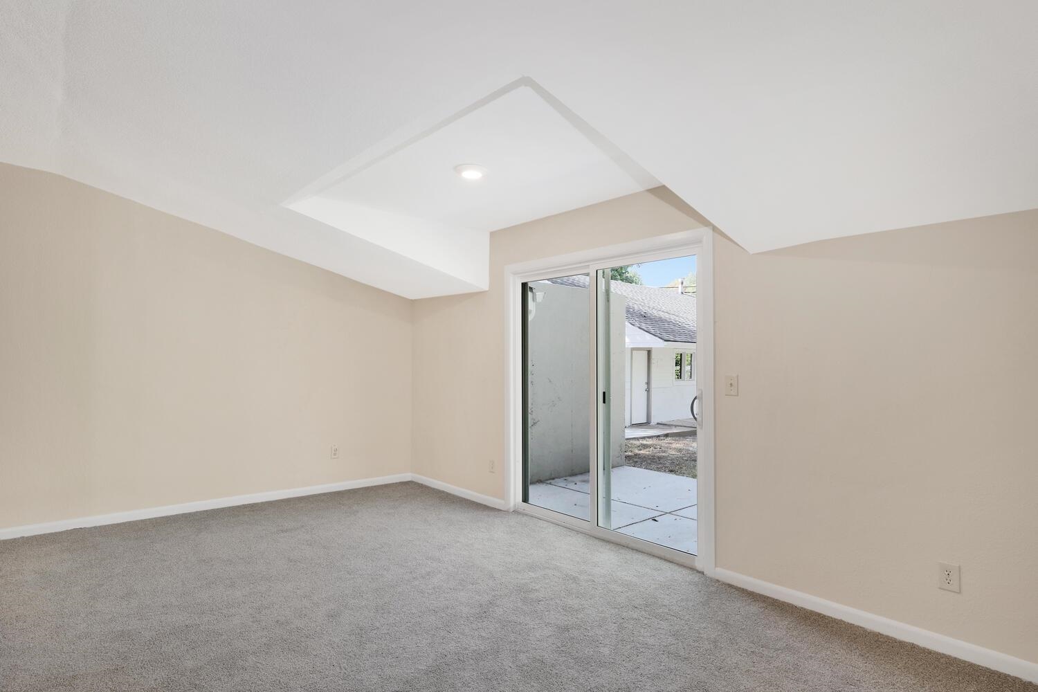 1603 Cron Street Augusta, KS 67010 - Photo 14 of 36