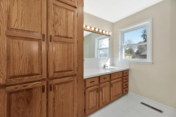 $198,500 | 1603 Cron Street, Augusta, KS 67010