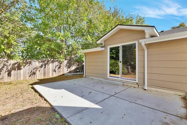 $198,500 | 1603 Cron Street, Augusta, KS 67010