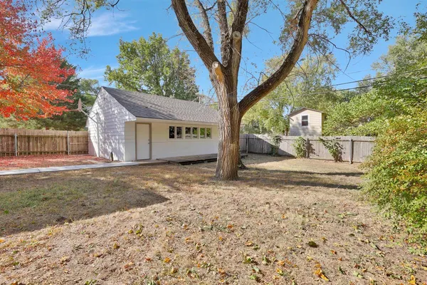 $198,500 | 1603 Cron Street, Augusta, KS 67010