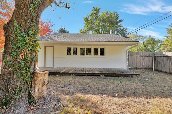 $198,500 | 1603 Cron Street, Augusta, KS 67010