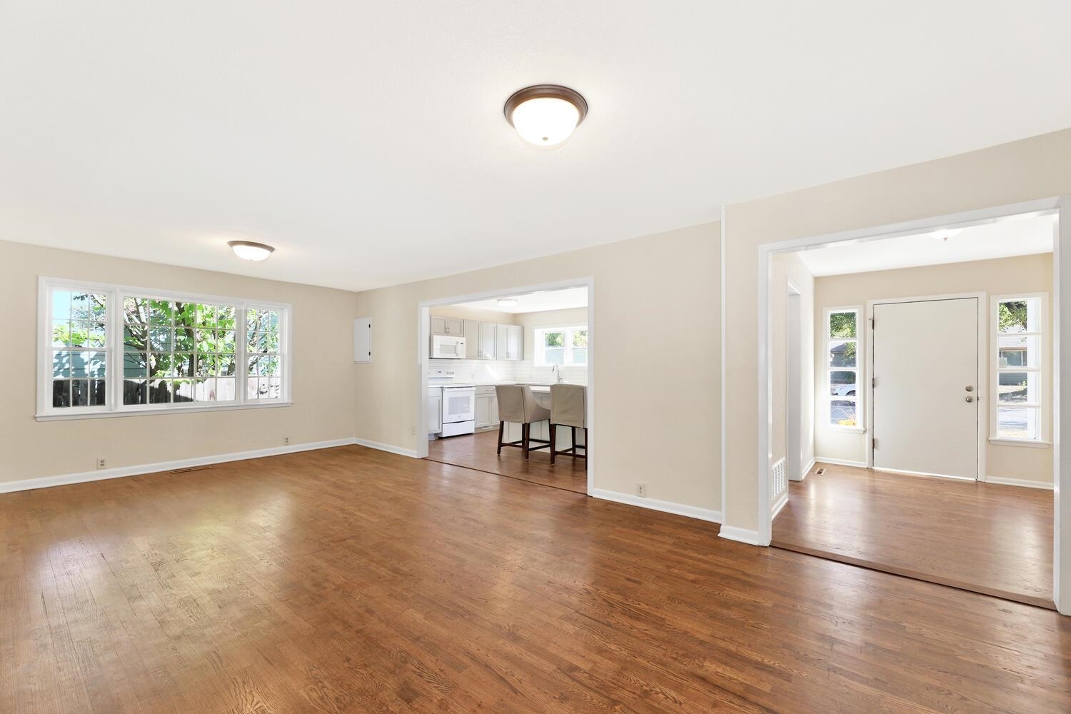 1603 Cron Street Augusta, KS 67010 - Photo 6 of 36