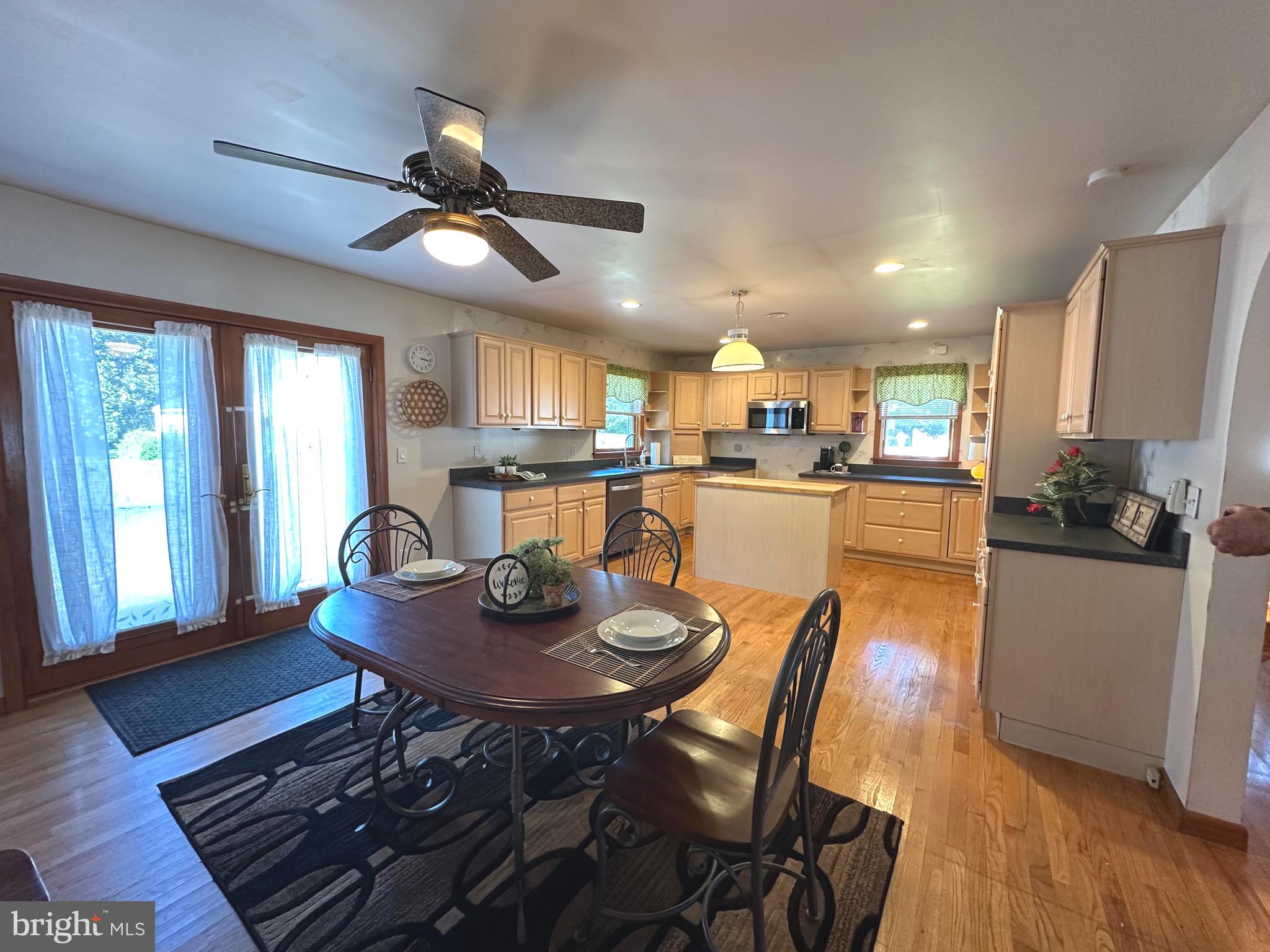 909 Seneca Park Road Baltimore, MD 21220 - Photo 9 of 47 Gallery Image 9