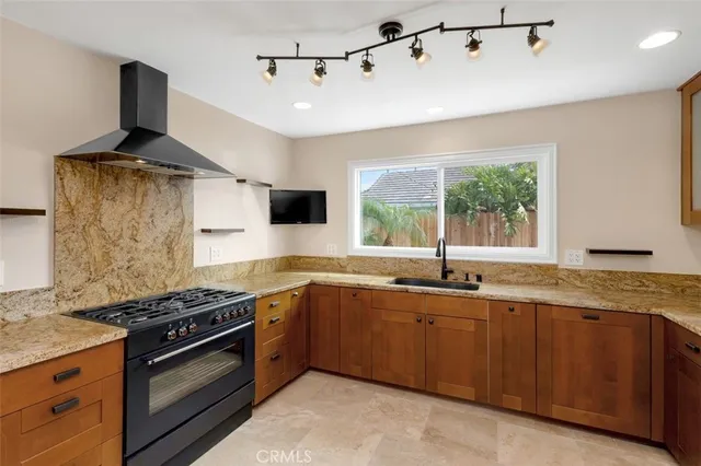 $5,800 | 3124 Monroe Way, Costa Mesa, CA 92626