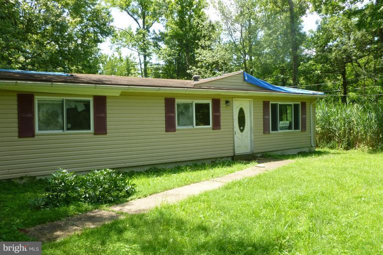 1215 Cross Road Annapolis, MD 21403 - Photo 1 of 7 Exterior (Front)