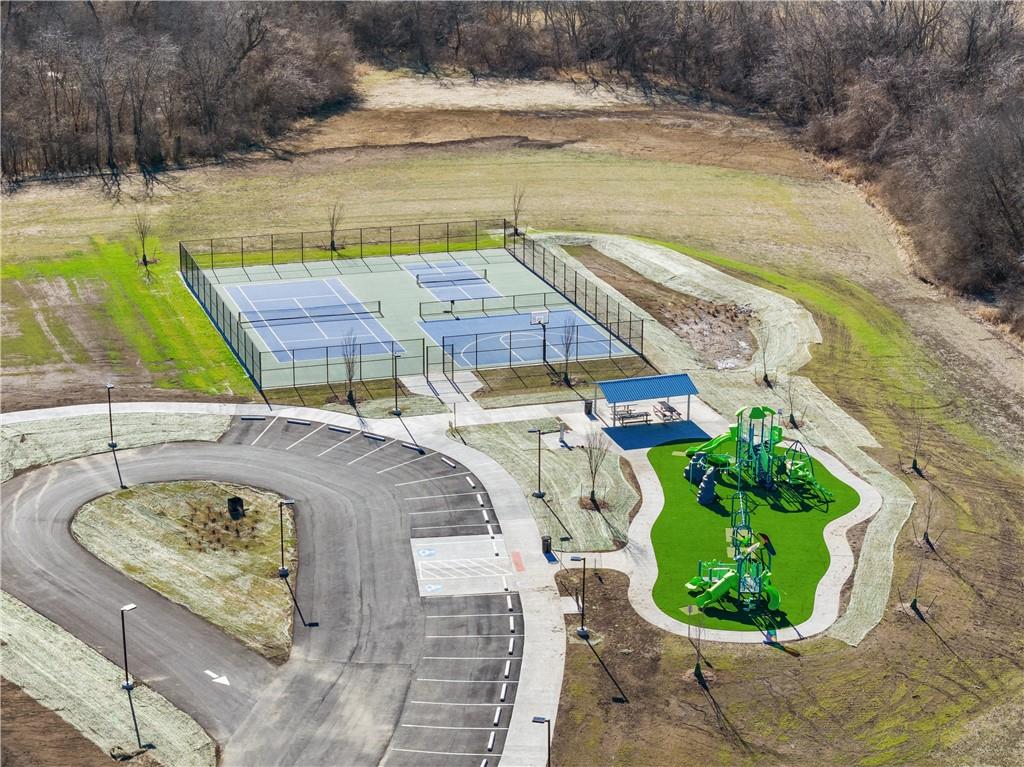 2322 Southwest River Trail Road Lee's Summit, MO 64082 - Photo 52 of 55