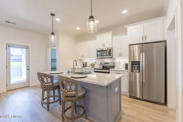 $379,900 | 2 Emerald Breeze Drive, Jackson, TN 38305