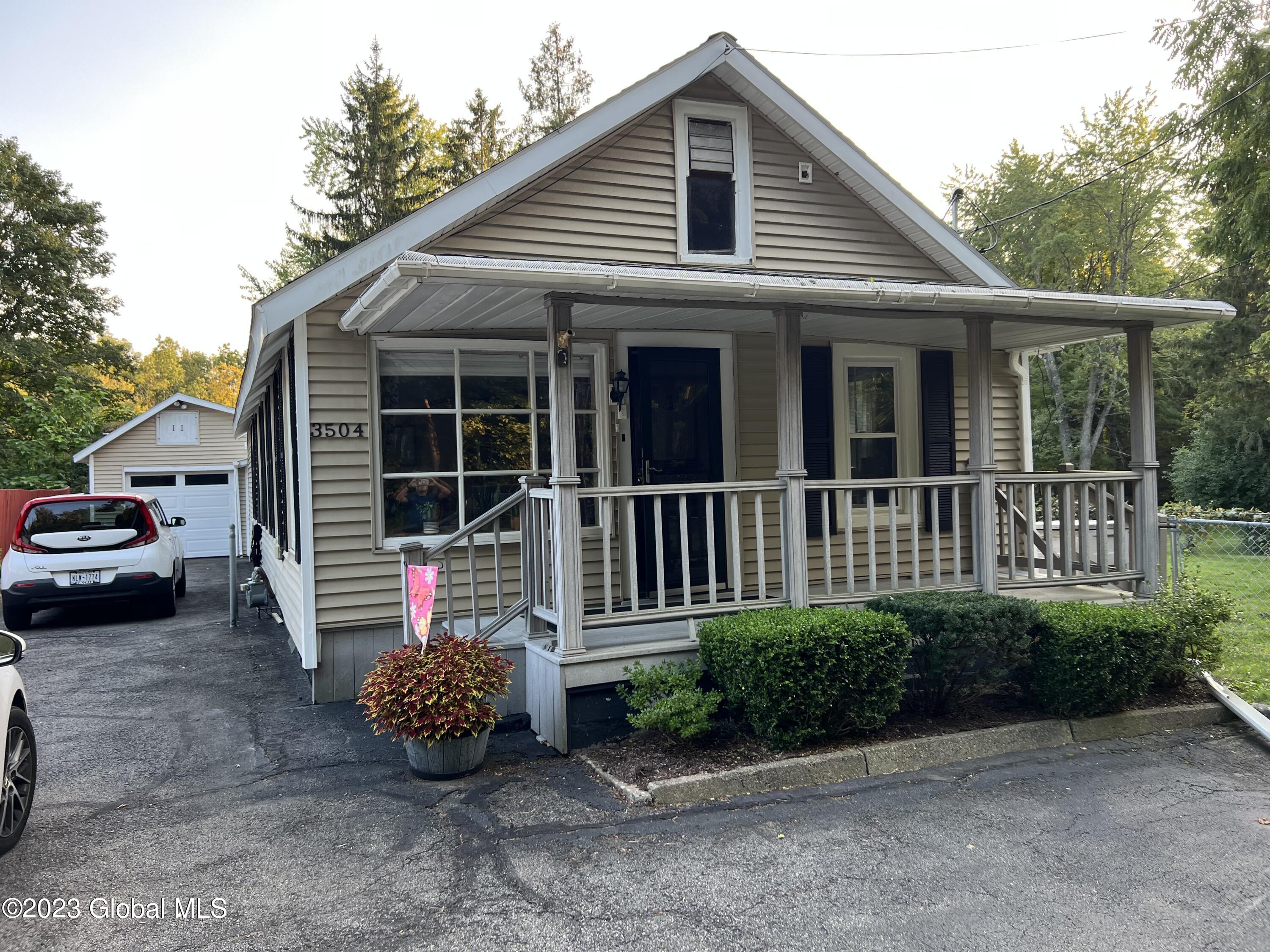 3504 Consaul Road Niskayuna, NY 12304 - Photo 1 of 27 front exterior