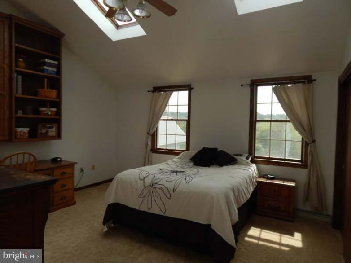 459 Oley Road Fleetwood, PA 19522 - Photo 12 of 23 Gallery Image 12