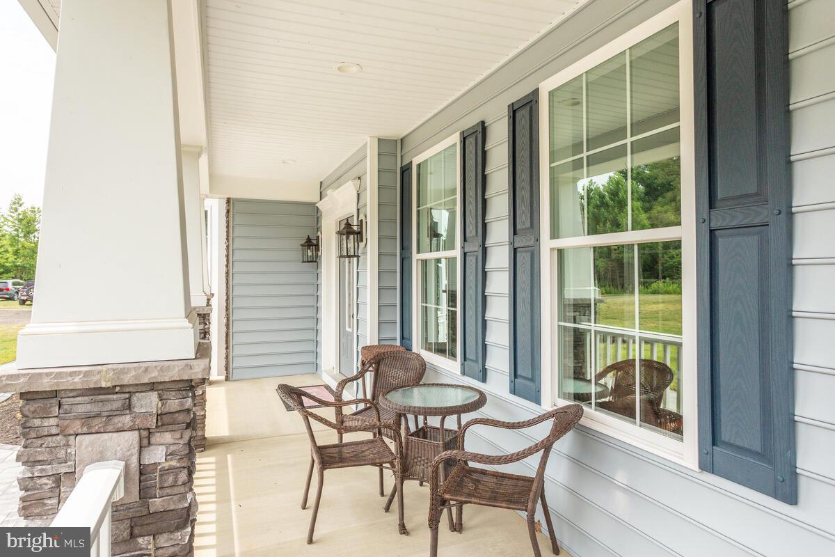 5253 Sheridan Point Road Prince Frederick, MD 20678 - Photo 4 of 80 Gallery Image 4