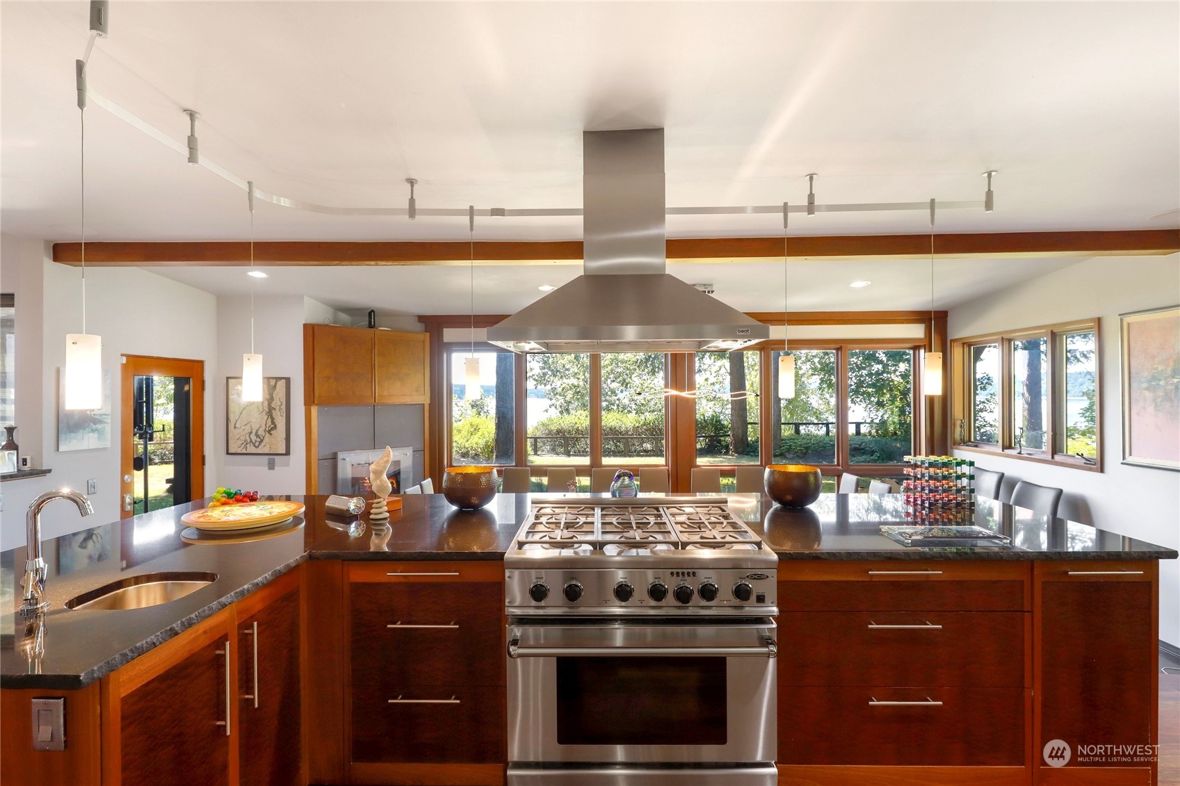 14070 Sandy Hook Road Northeast Poulsbo, WA 98370 - Photo 10 of 39 Gallery Image 10