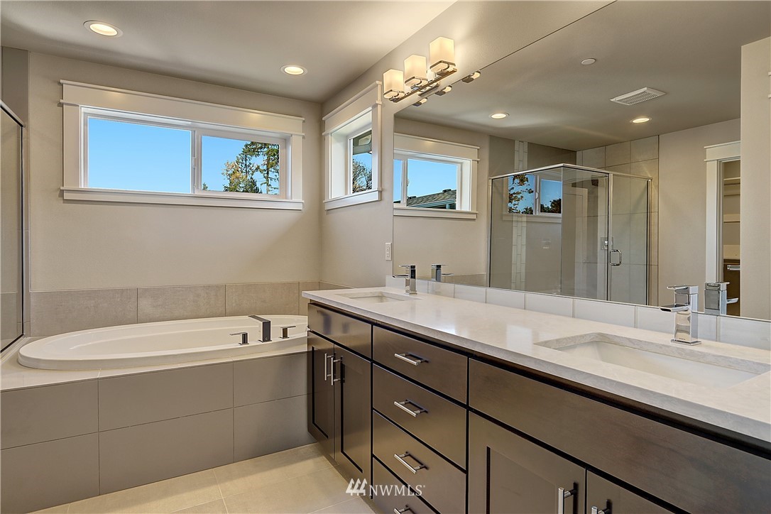 2635 236th Street Southeast Bothell, WA 98021 - Photo 12 of 21