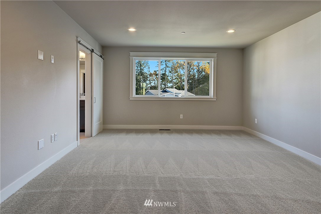 2635 236th Street Southeast Bothell, WA 98021 - Photo 14 of 21