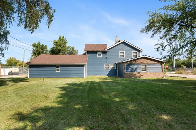 $340,000 | 8 Osgood Street, Joliet, IL 60433