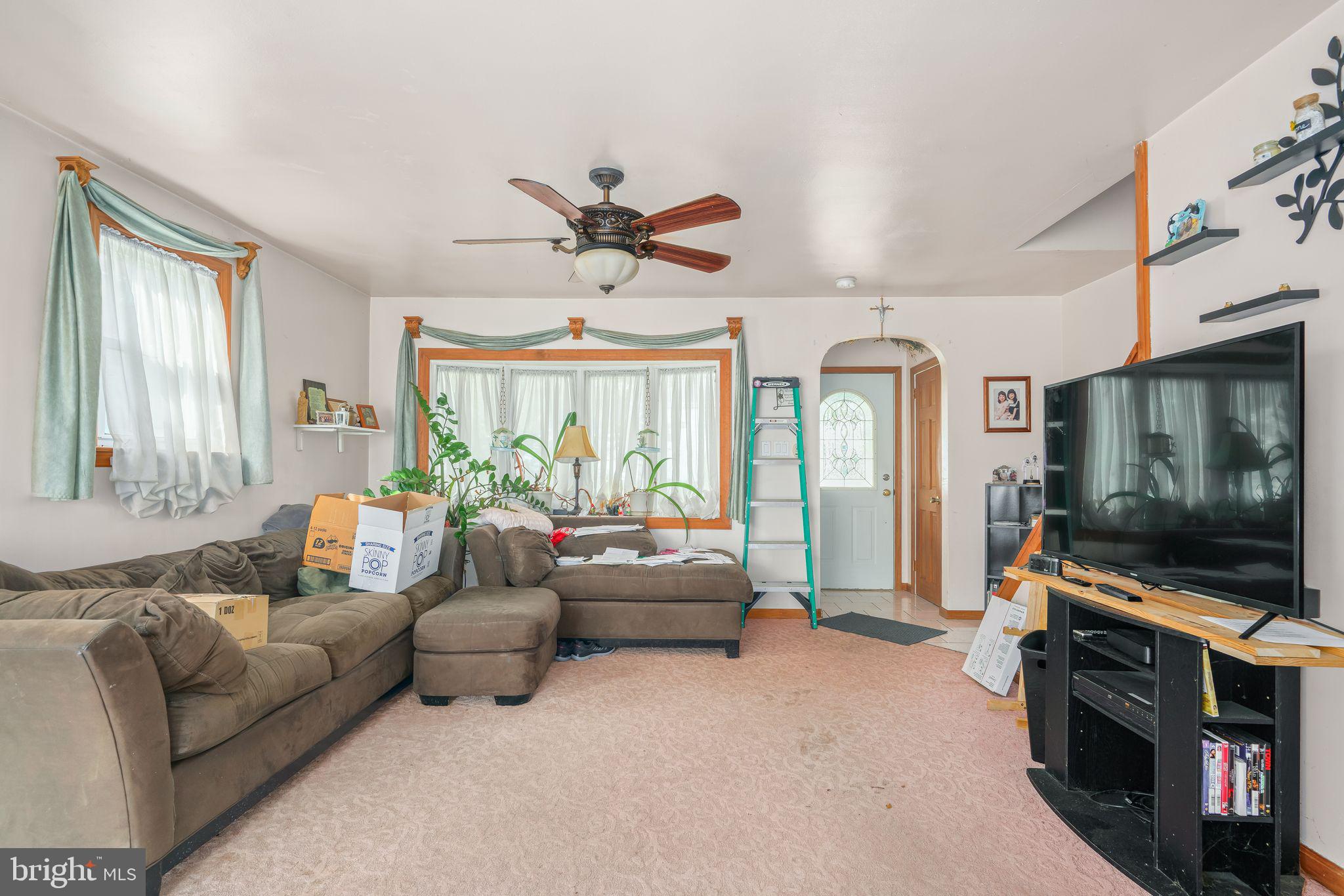 67 Harding Avenue Runnemede, NJ 08078 - Photo 4 of 23