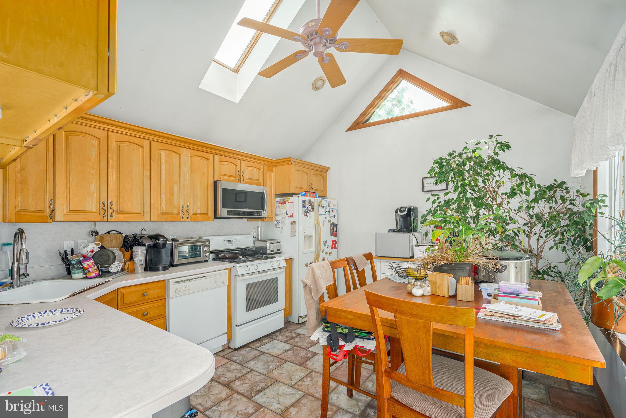 67 Harding Avenue Runnemede, NJ 08078 - Photo 5 of 23