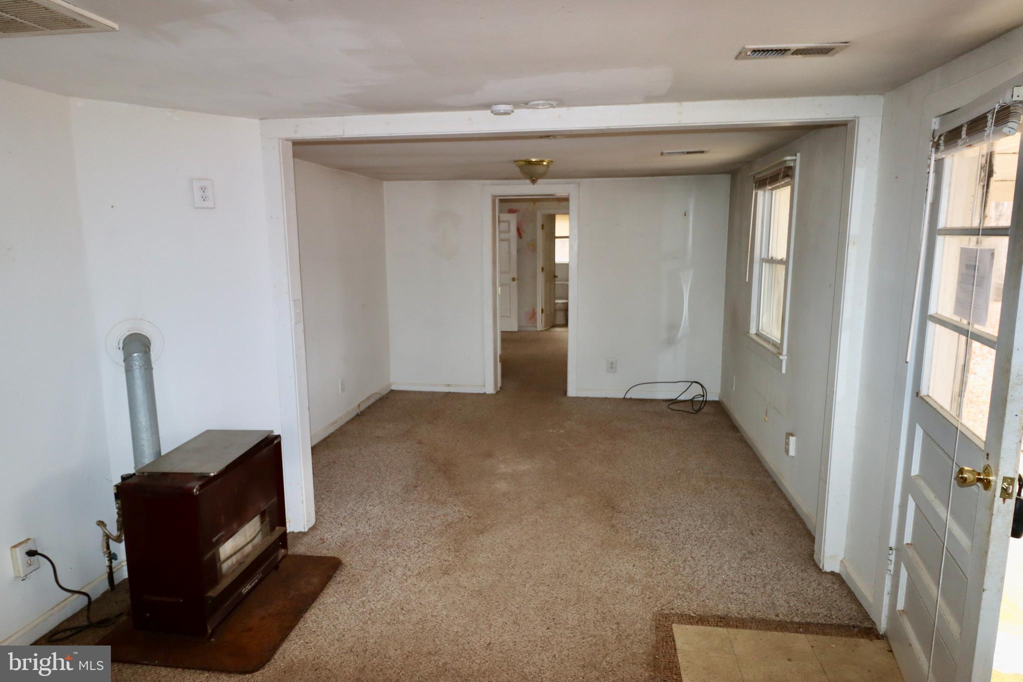 15302 Spotswood Furnace Road Fredericksburg, VA 22407 - Photo 3 of 23