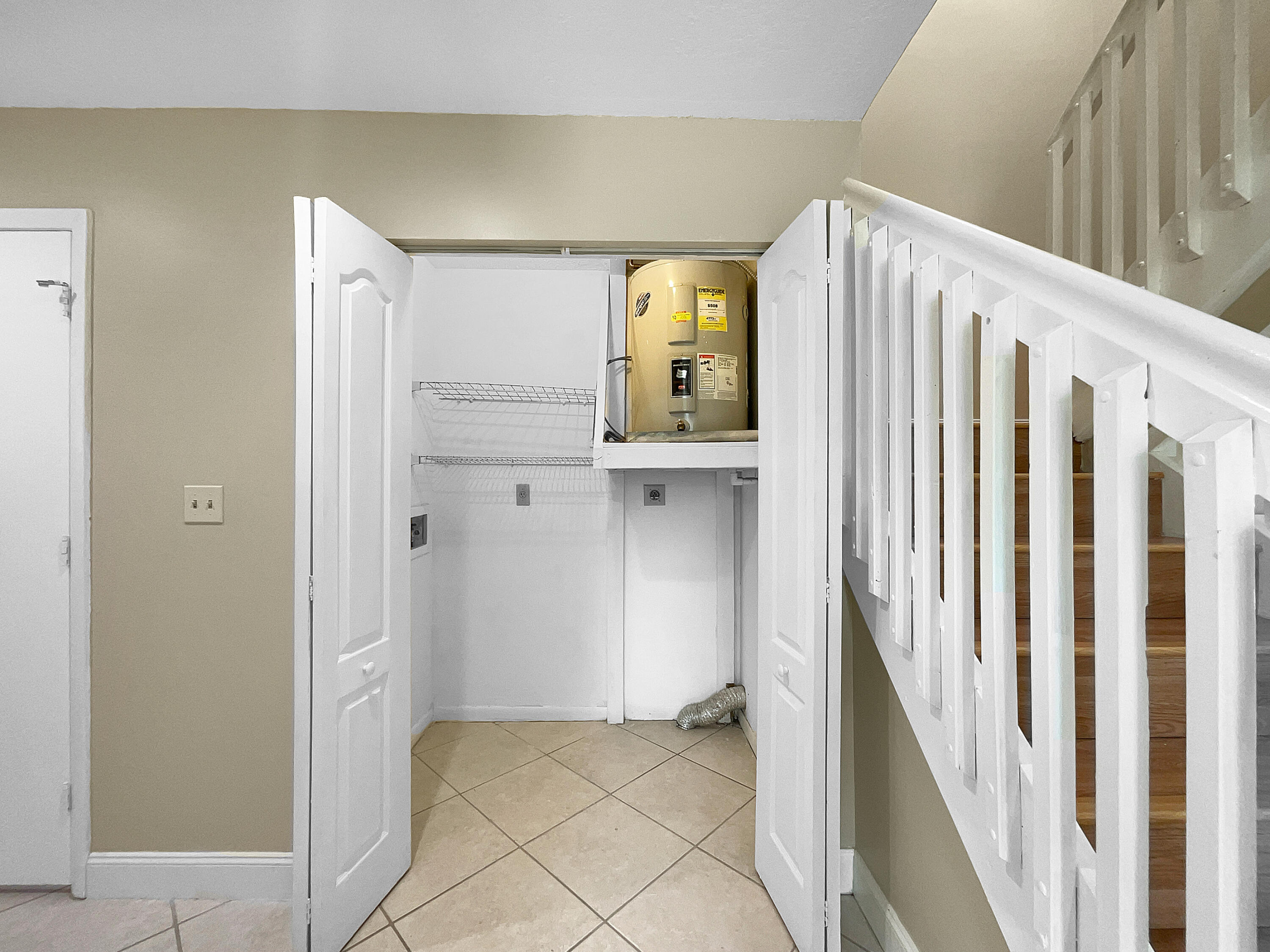 8939 Southwest 21st Court, Unit F Boca Raton, FL 33433 - Photo 13 of 27 listing_12