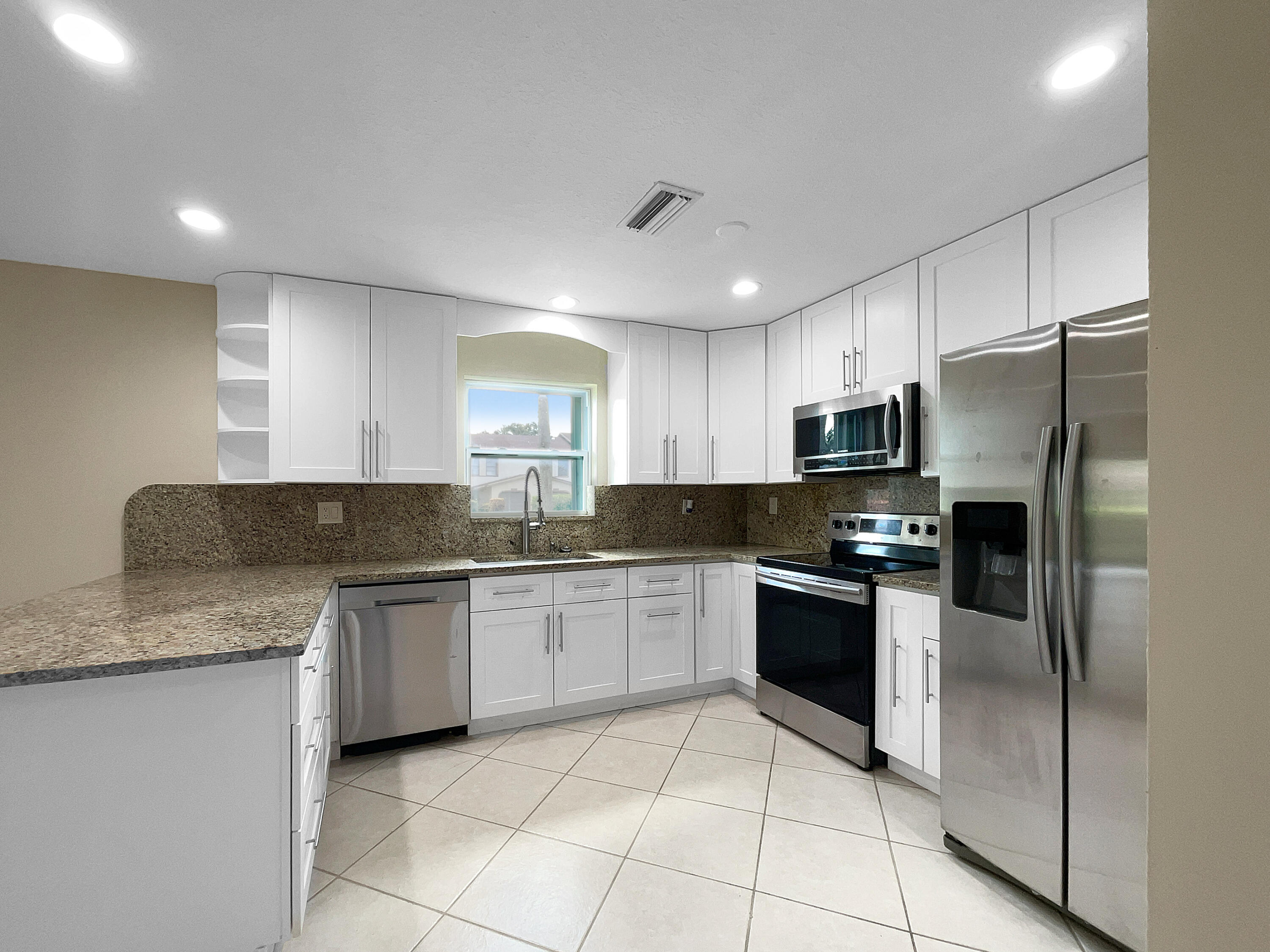 8939 Southwest 21st Court, Unit F Boca Raton, FL 33433 - Photo 2 of 27 listing_1