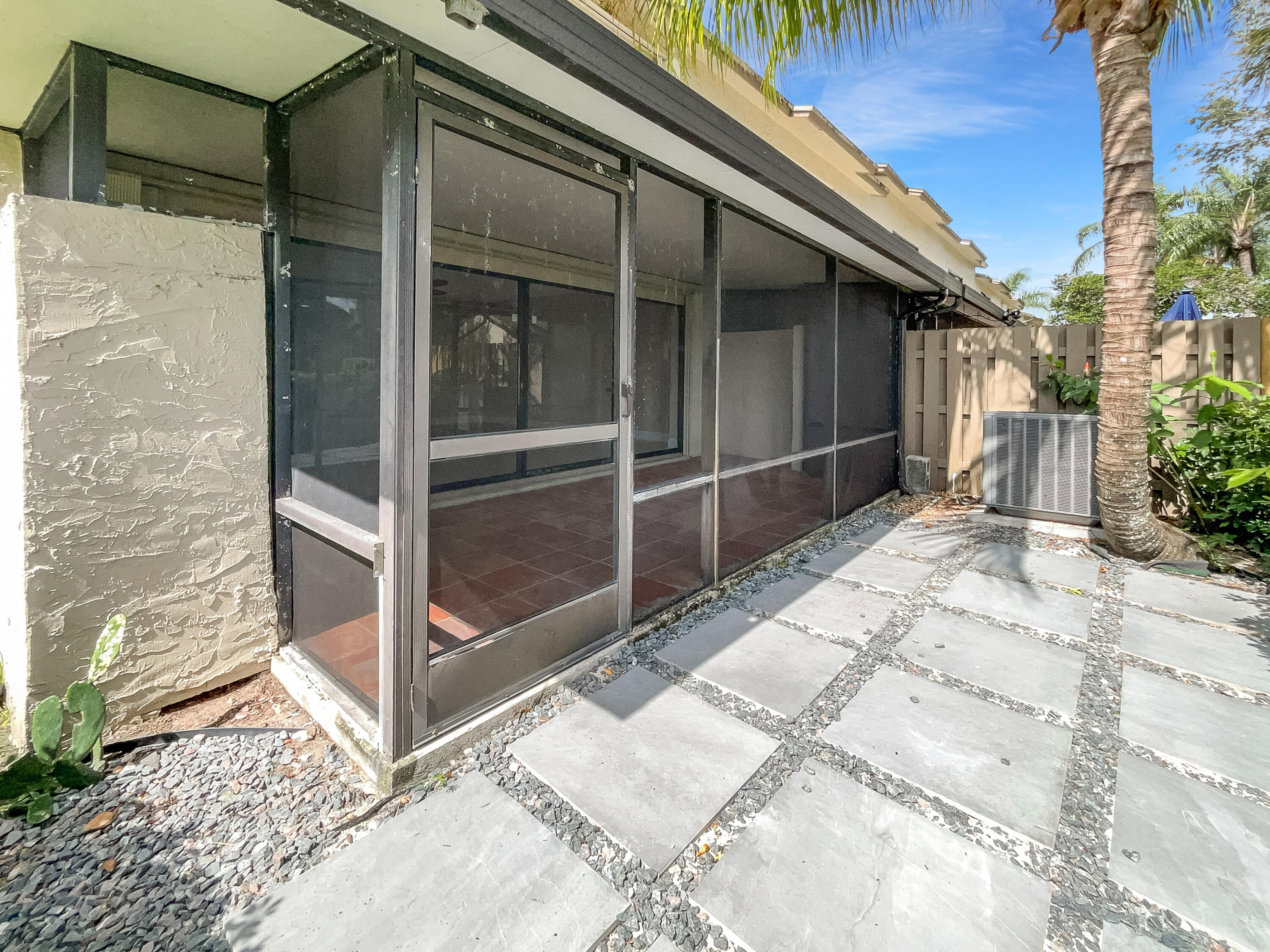 8939 Southwest 21st Court, Unit F Boca Raton, FL 33433 - Photo 6 of 27 listing_5