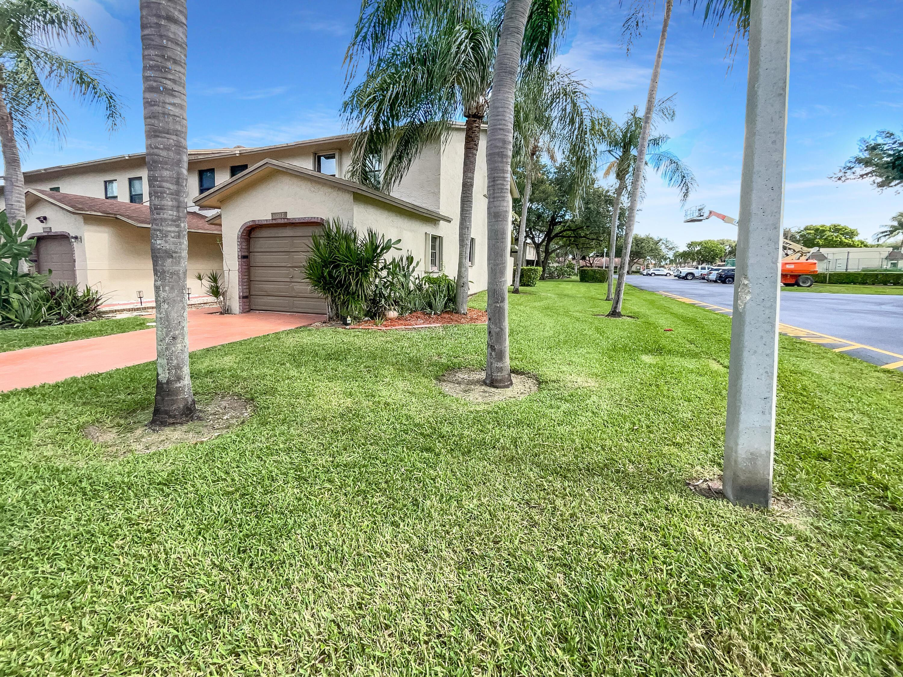 8939 Southwest 21st Court, Unit F Boca Raton, FL 33433 - Photo 7 of 27 listing_6