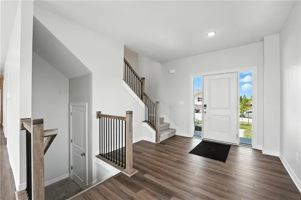 $545,950 | 1929 Southwest Hightown Drive, Lee's Summit, MO 64082