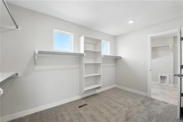 $545,950 | 1929 Southwest Hightown Drive, Lee's Summit, MO 64082