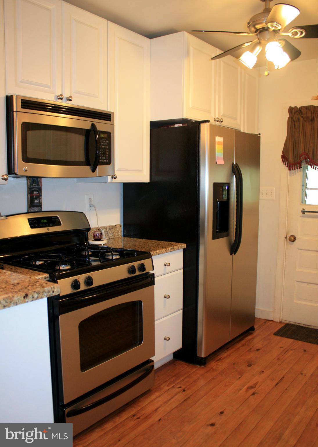 4600 Ridgeway Avenue Baltimore, MD 21206 - Photo 13 of 29 Kitchen