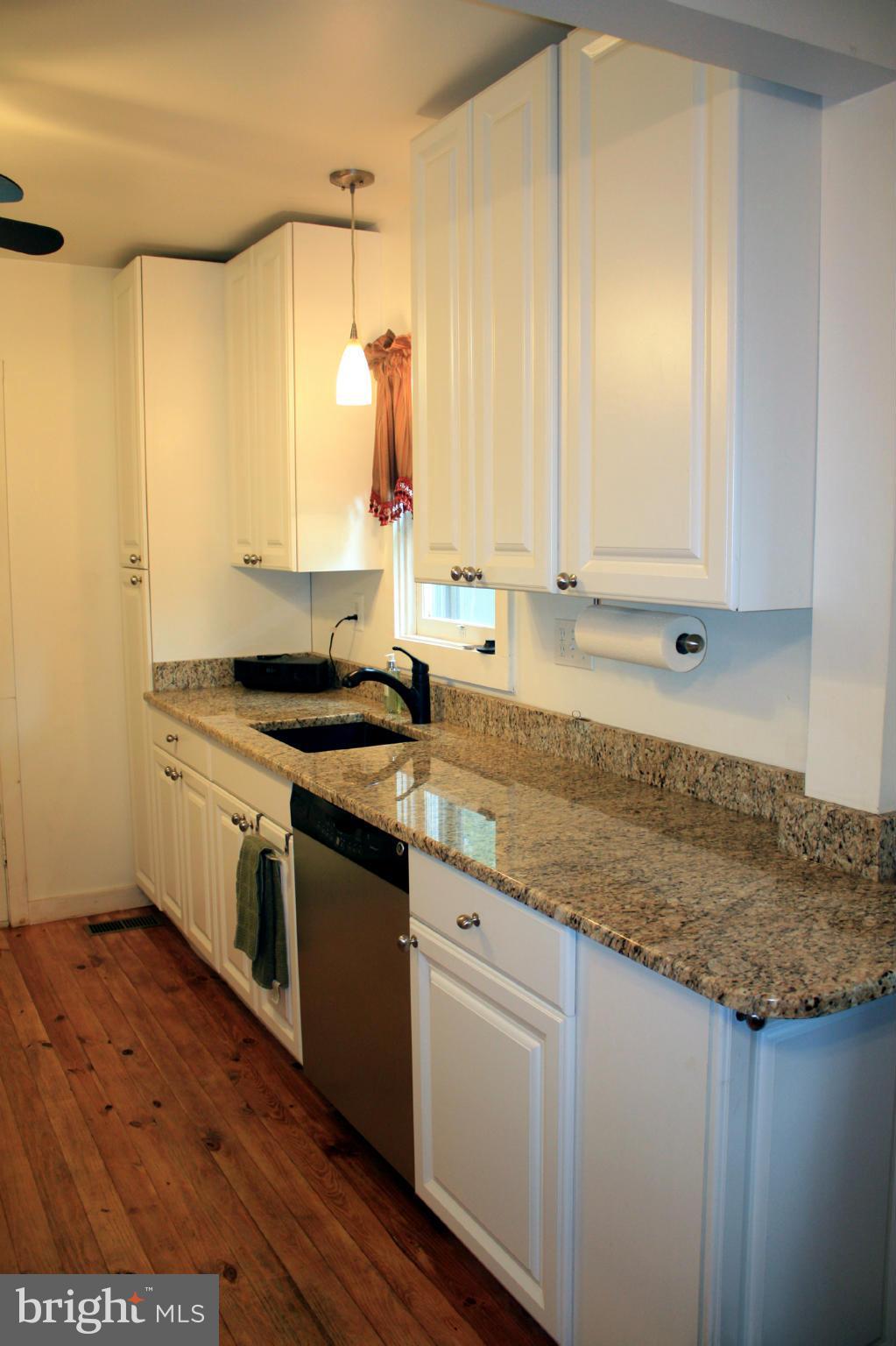 4600 Ridgeway Avenue Baltimore, MD 21206 - Photo 15 of 29 Kitchen