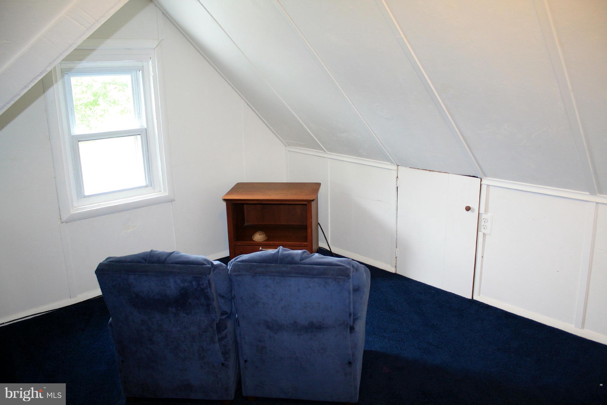 4600 Ridgeway Avenue Baltimore, MD 21206 - Photo 27 of 29 Bedroom