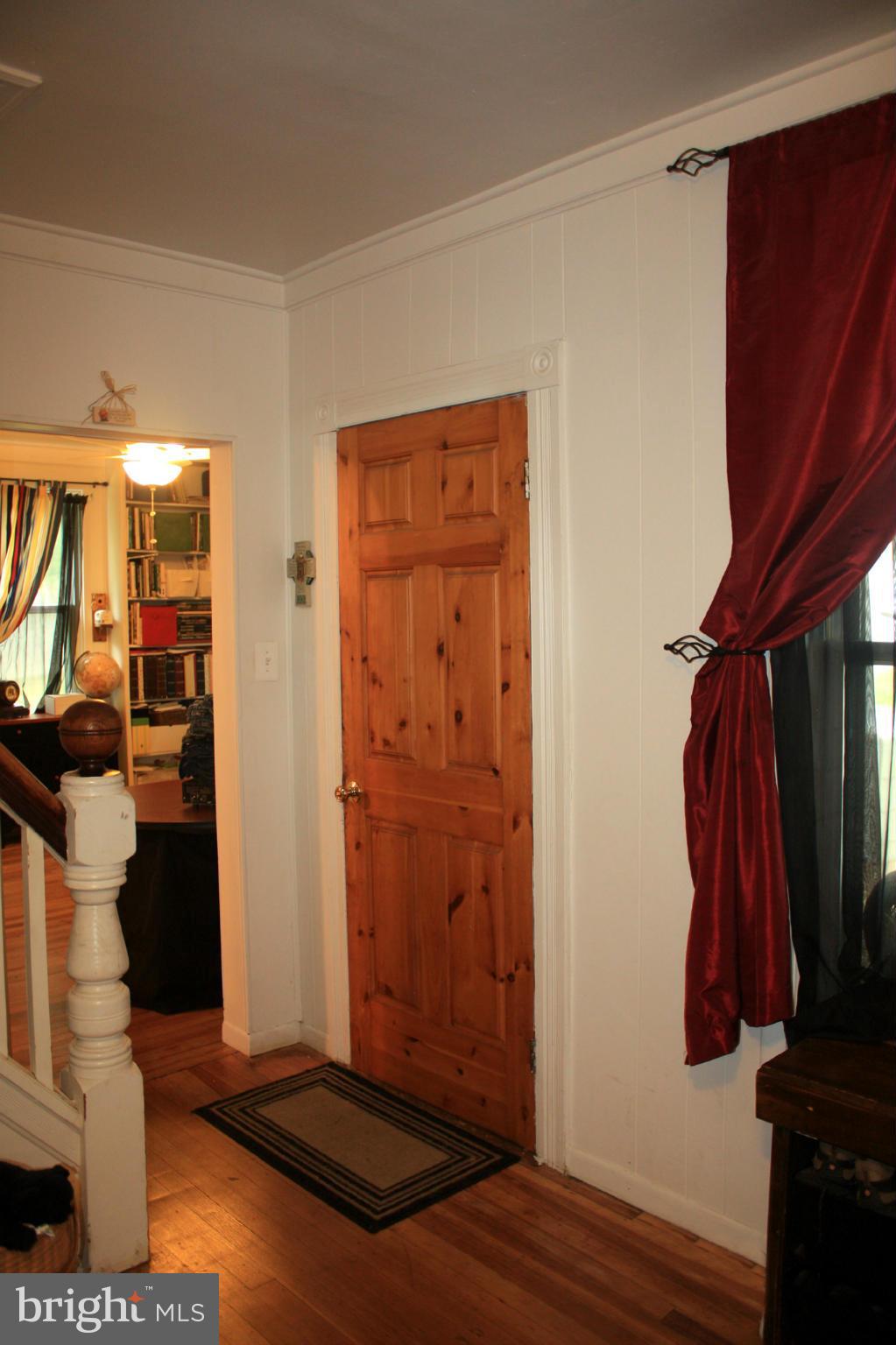 4600 Ridgeway Avenue Baltimore, MD 21206 - Photo 9 of 29 Interior (General)
