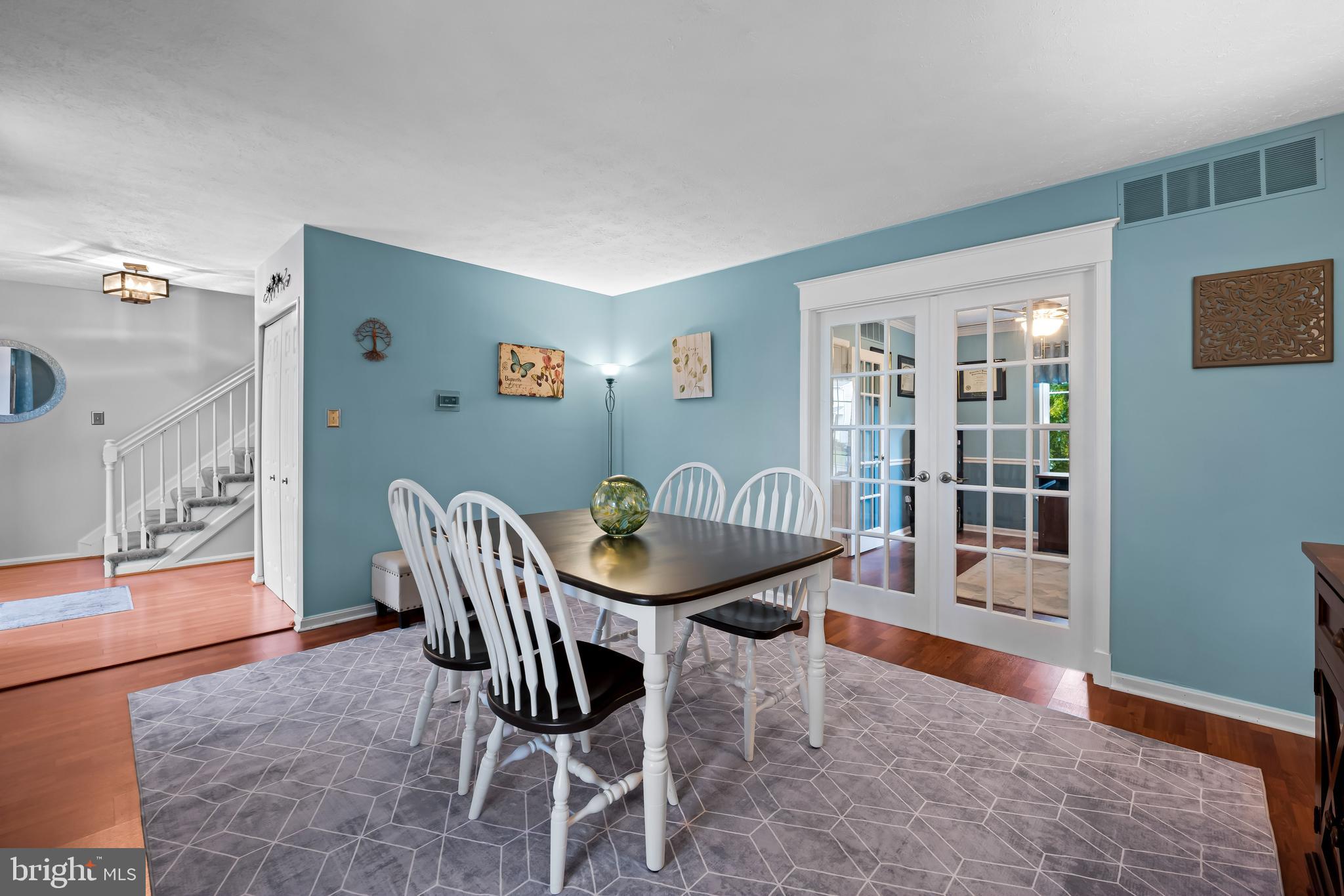 3746 Proctor Lane Nottingham, MD 21236 - Photo 6 of 36 a dining room with furniture and window