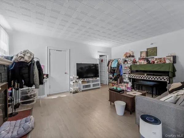 $1,428,000 | 38-19 219th Street | Bayside