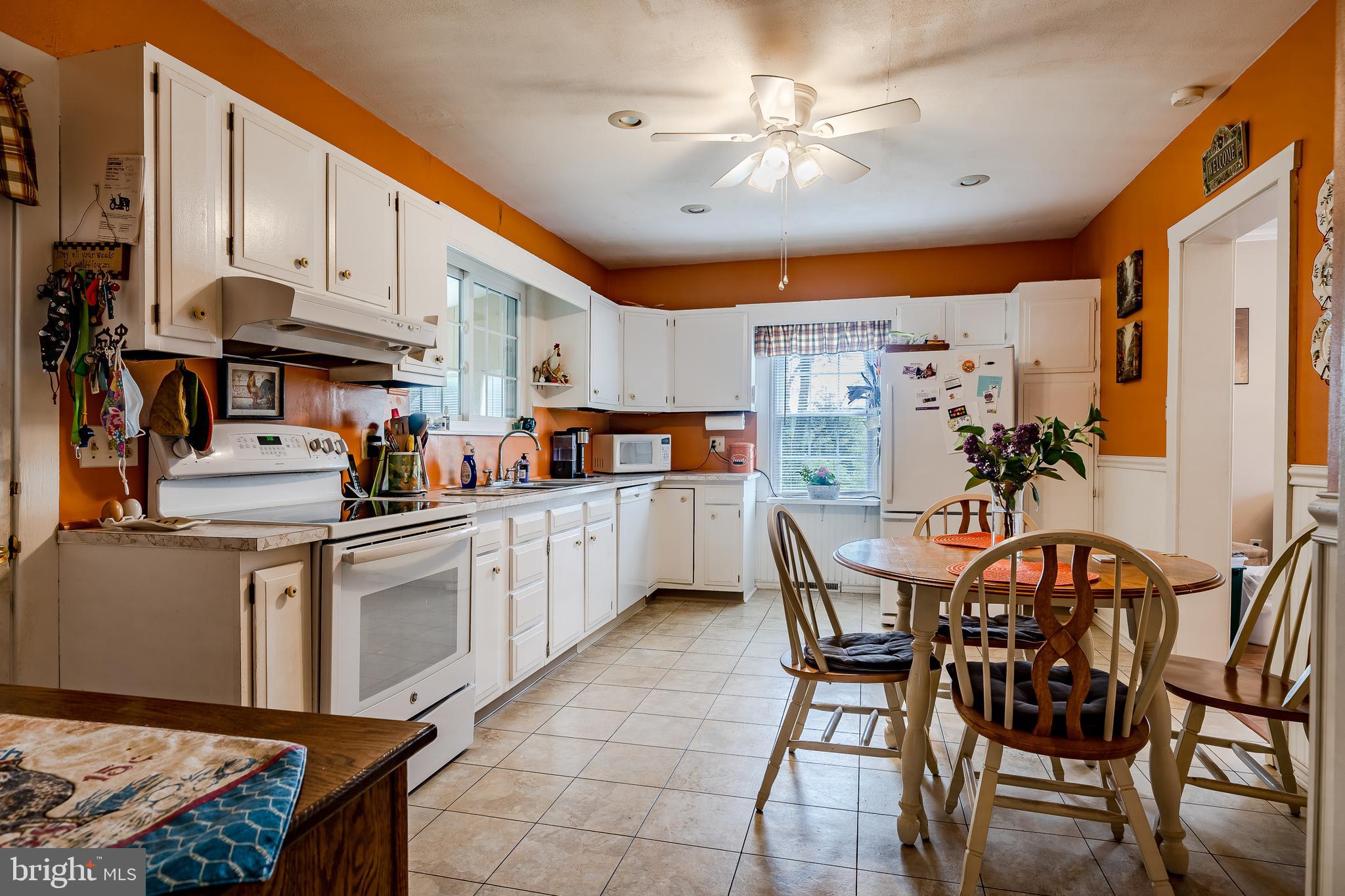 411 Fairview Chapel Road Birdsboro, PA 19508 - Photo 11 of 39 Gallery Image 11
