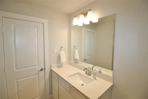 $2,950 | 218 Mockingbird Drive, Waxahachie, TX 75165