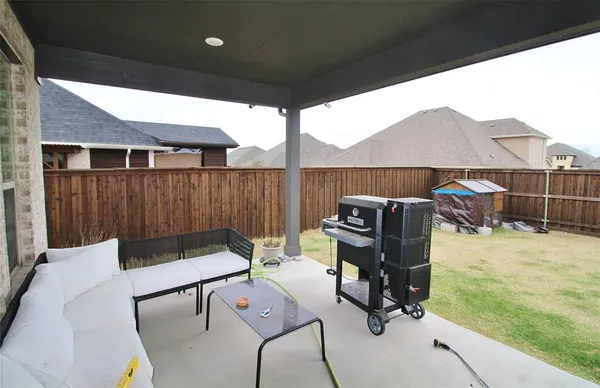 $2,950 | 218 Mockingbird Drive, Waxahachie, TX 75165