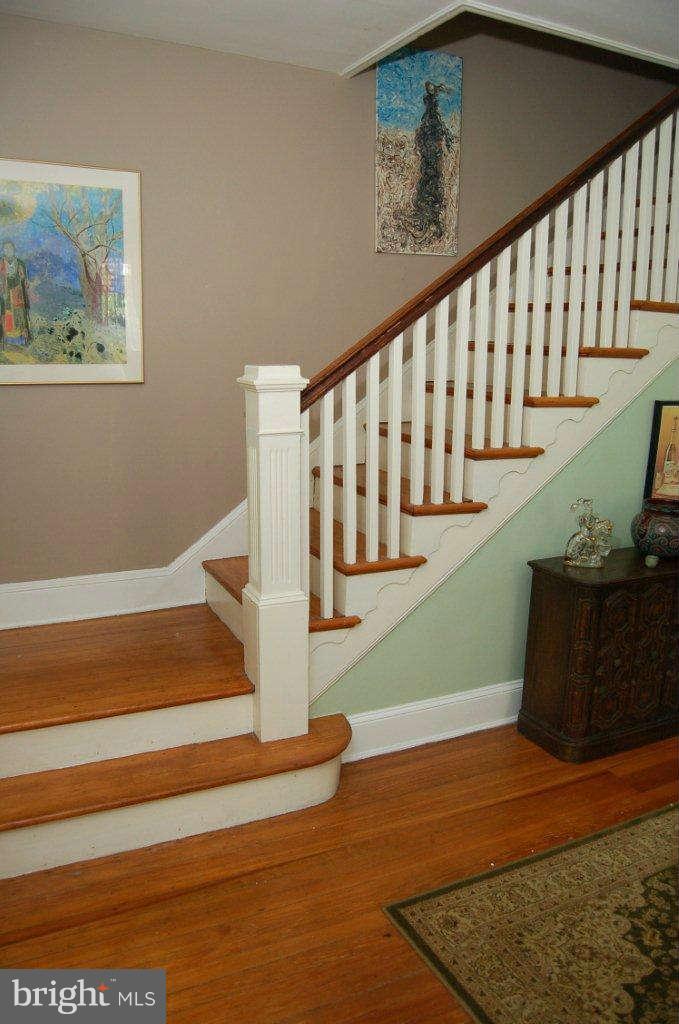 4616 Keswick Road Baltimore, MD 21210 - Photo 12 of 18 a view of entryway
