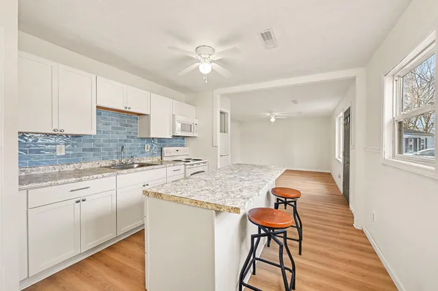 $160,000 | 1042 Darwood Avenue, Kalamazoo, MI 49004