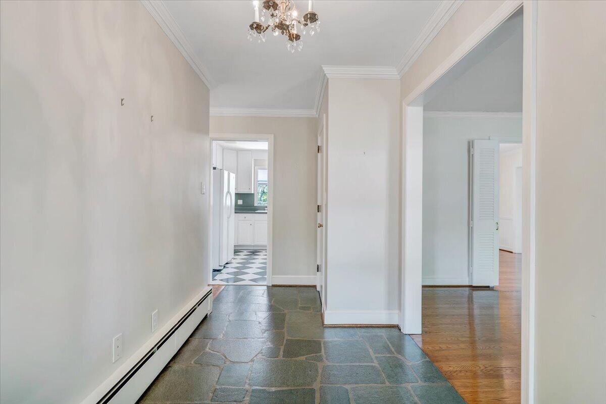 2421 Mt Vernon Road Southwest Roanoke, VA 24015 - Photo 22 of 55 06-MIB08022