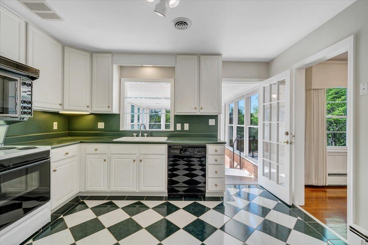 2421 Mt Vernon Road Southwest Roanoke, VA 24015 - Photo 34 of 55 18-MIB08109